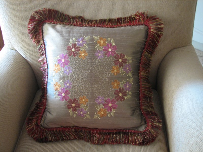 Image of monicafloral2pillow.jpg